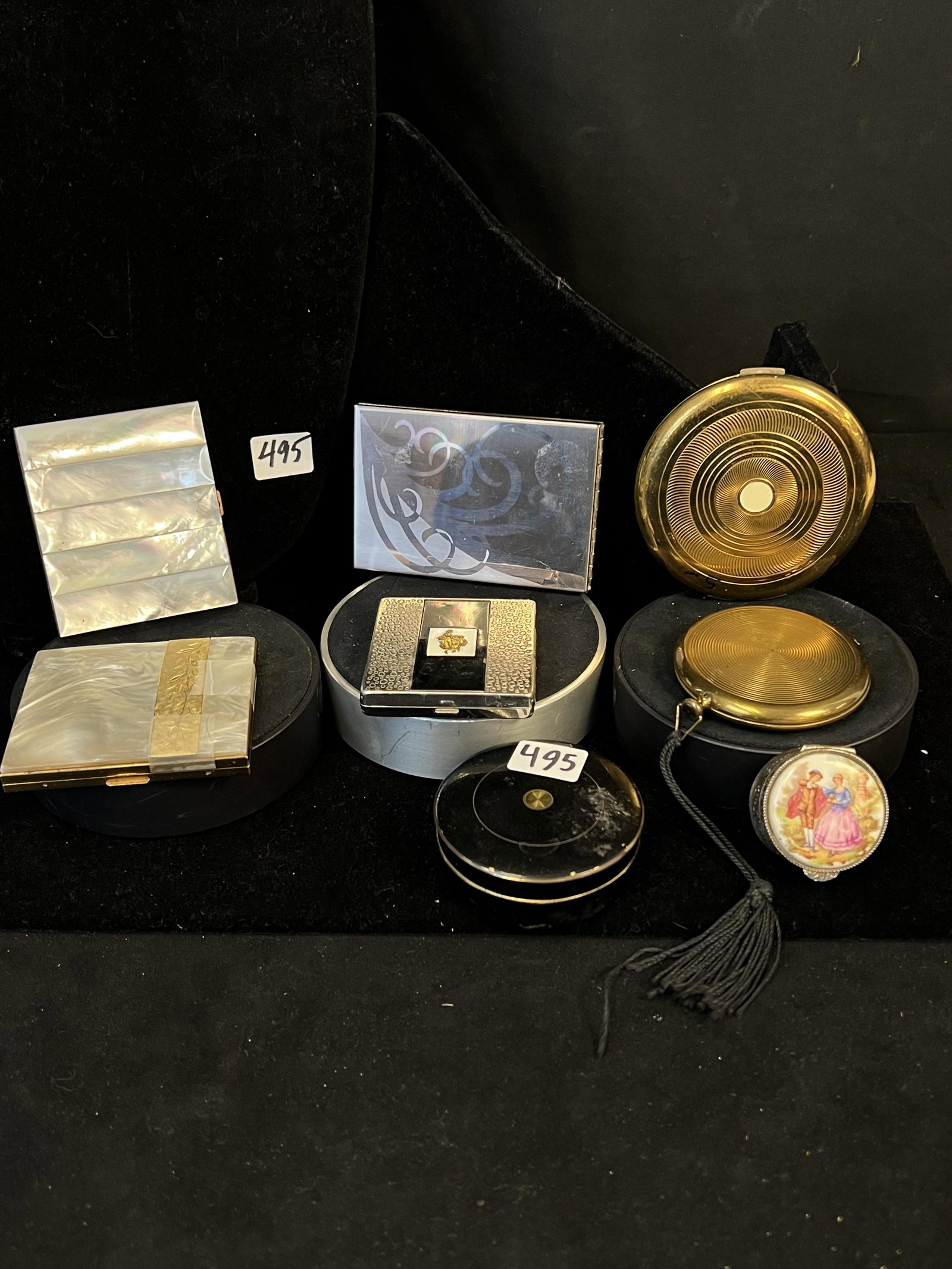 Group of Vintage Makeup Compacts (1 of 13)
