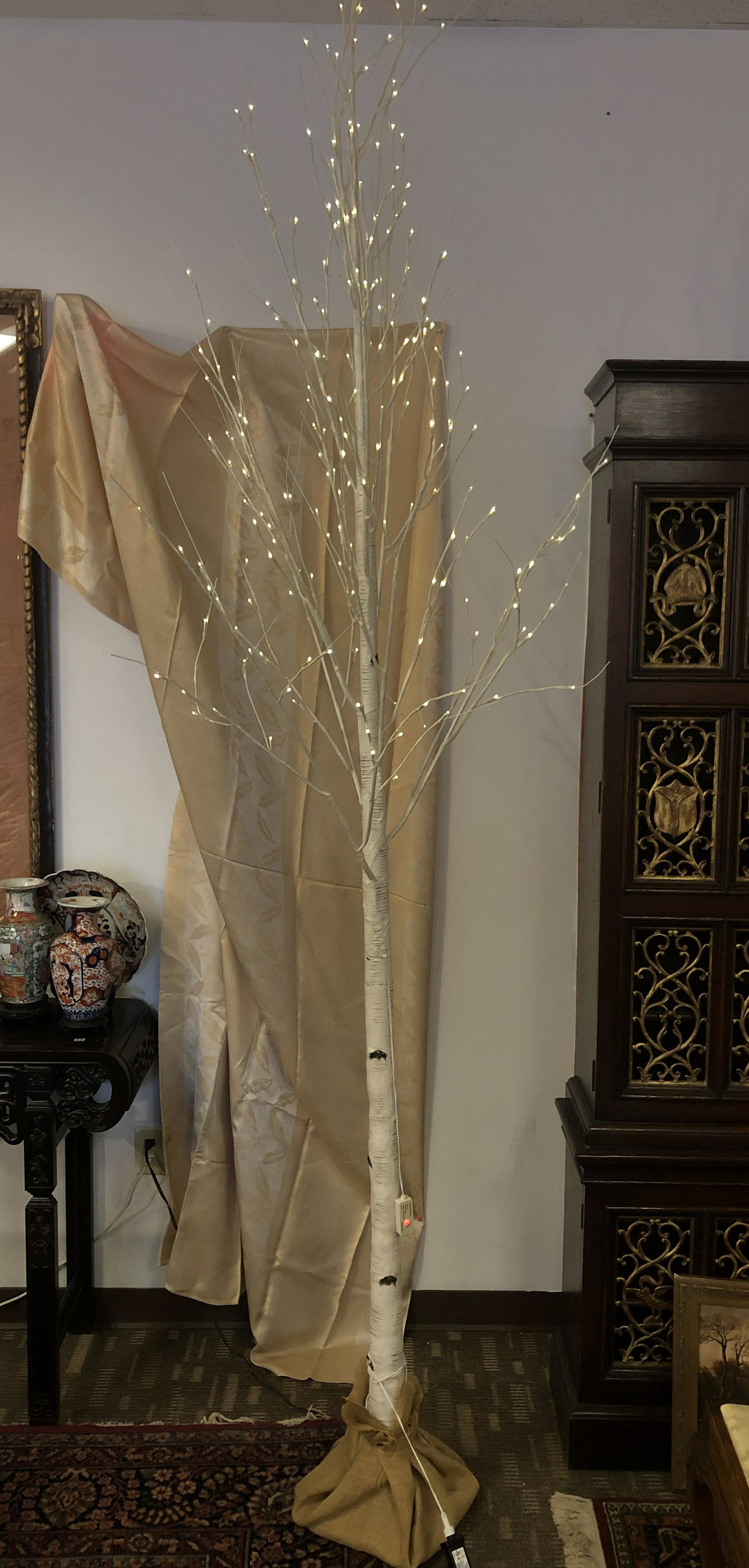 Light-Up Dimmable LED Birch Tree & Metal Pinecone Table (1 of 6)