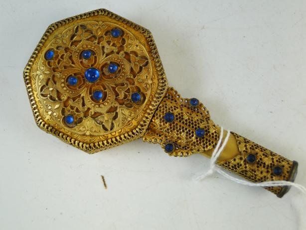 Jewel encrusted unusual compact lipstick dispenser: Jewel encrusted unusual compact lipstick dispenser