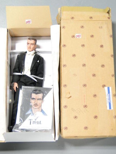Gene doll with original doll and packaging - Forma: Gene doll with original doll and packaging - Formal Introduction Trent by Mel Odom