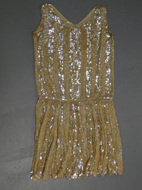 1920’s sequined & beaded flapper dress: 1920’s sequined & beaded flapper dress