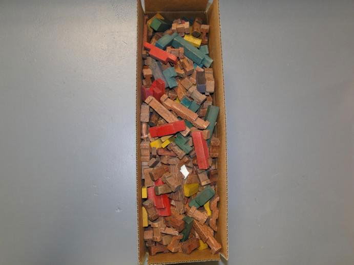 Full box of multiple sized Lincoln Logs: Full box of multiple sized Lincoln Logs