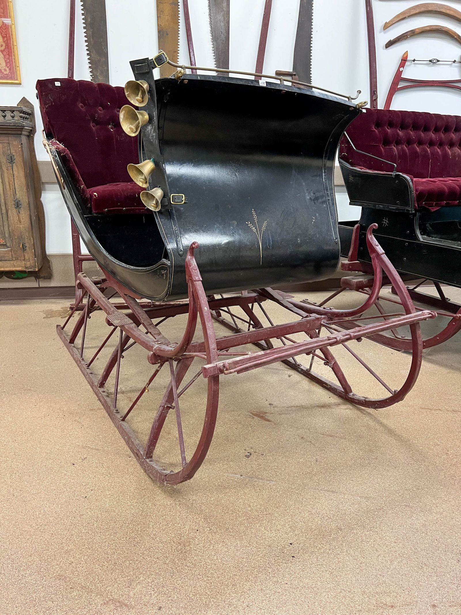 Antique Horse-Drawn Turn of the Century Sleigh w/Hame (1 of 7)