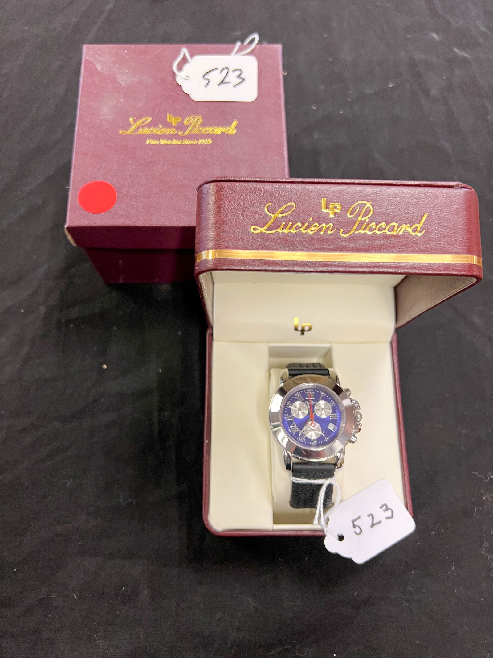 Lucien Piccard Swiss watch. Chronograph with blue dial and rubber strap.: Lucien Piccard Swiss watch. Chronograph with blue dial and rubber strap.