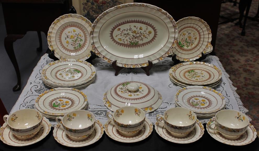 Spode “Buttercup” lot- 11 saucers, 9 cups w/ some s: Spode “Buttercup” lot- 11 saucers, 9 cups w/ some staining, 12-3/4” oval platter, 8 bread & butter, 6 luncheon plates, 1 soup saucer, 1 round vegetable lid only
