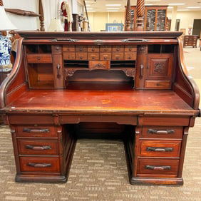 Matthews Brothers (Milwaukee) Roll Top Desk