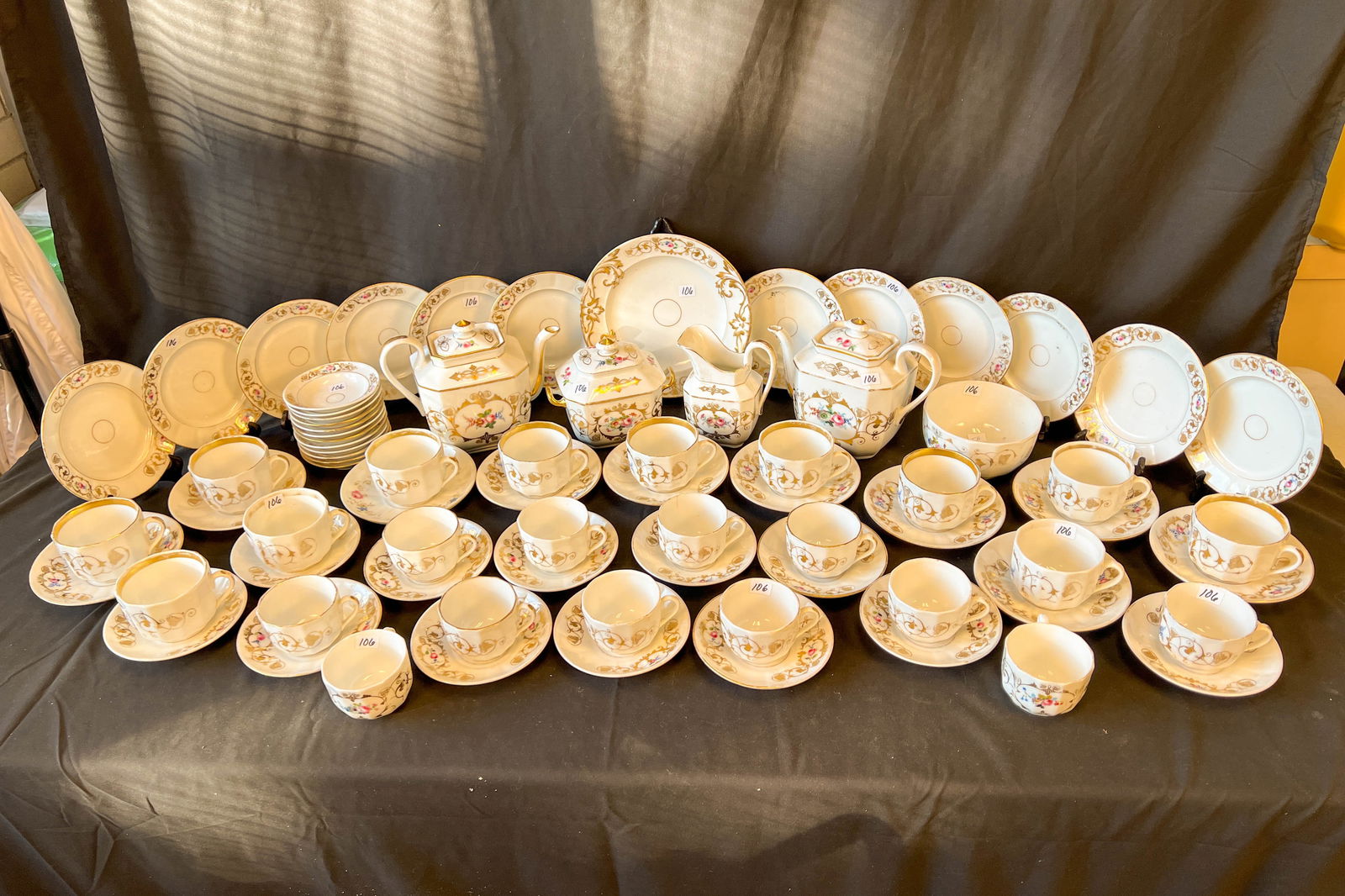 Wonderful Old Paris Luncheon Set with Teapots and Other Accessories (1 of 7)