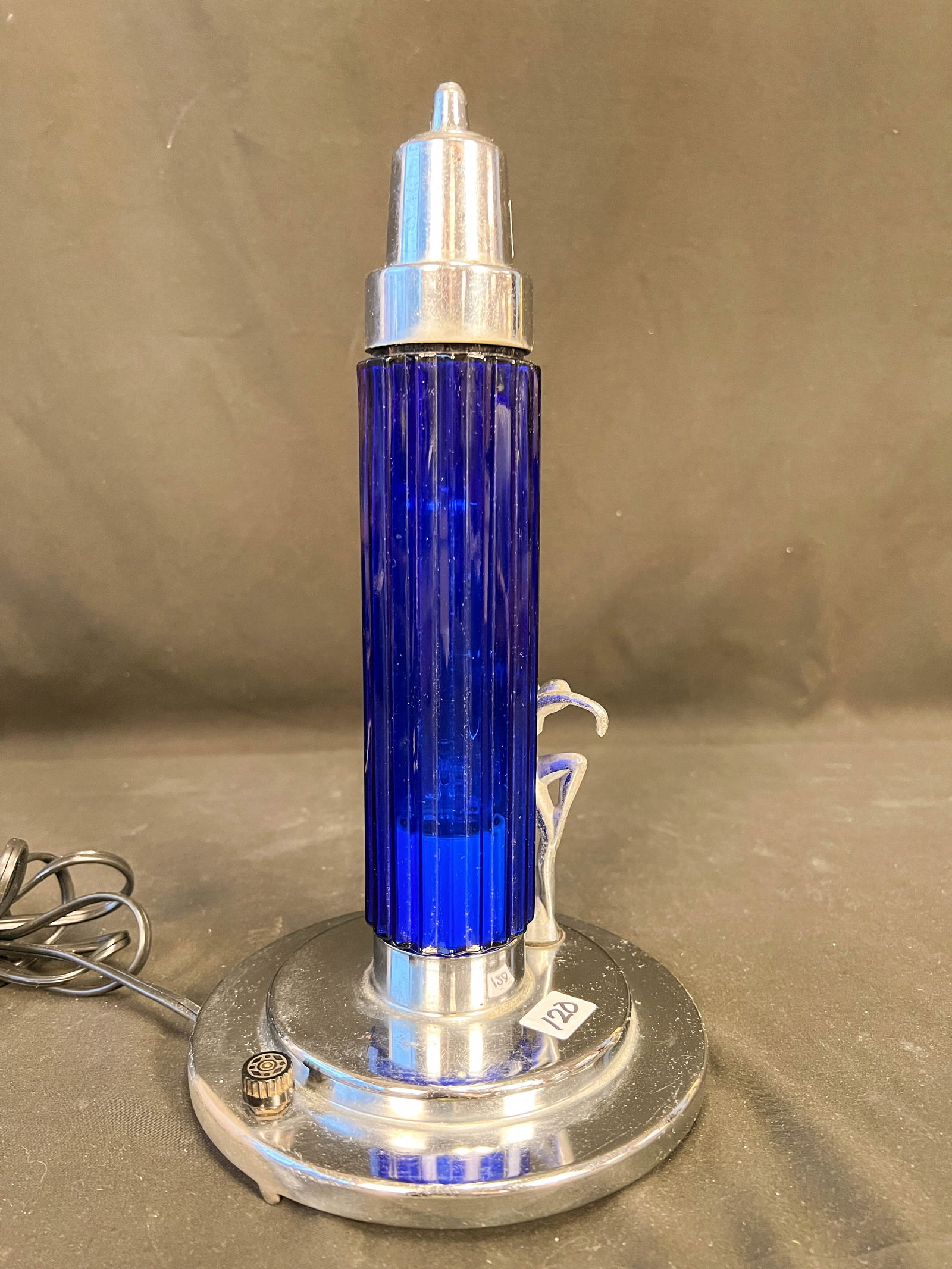 Art Deco Bullet Lamp with Figures (1 of 4)