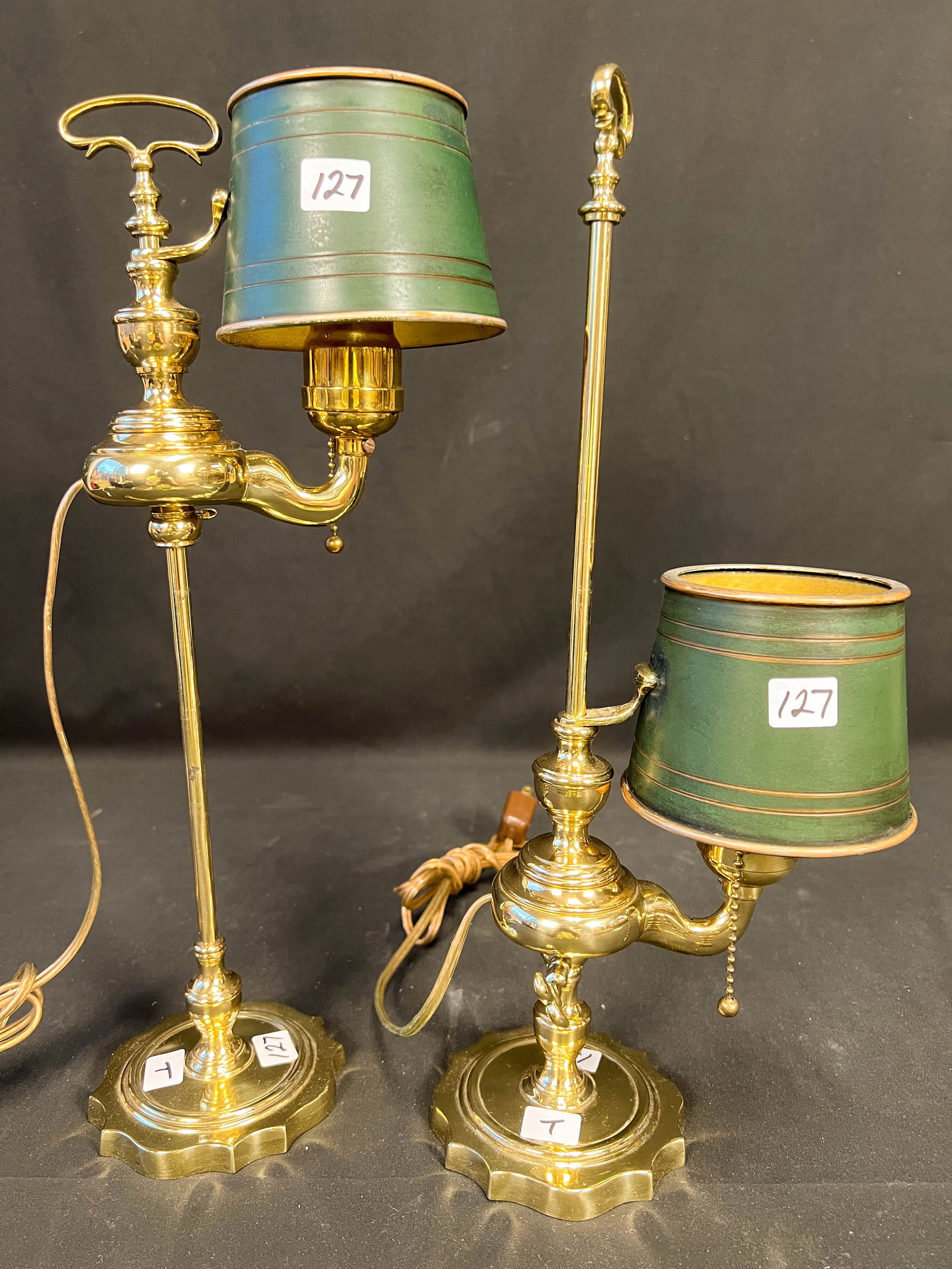 Antique Rare Pair of Aladdin Adjustable Oil Lamps (1 of 3)