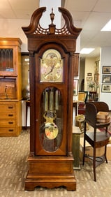 Quality Contemporary Howard Miller High End Colonial Style Grandfather Clock
