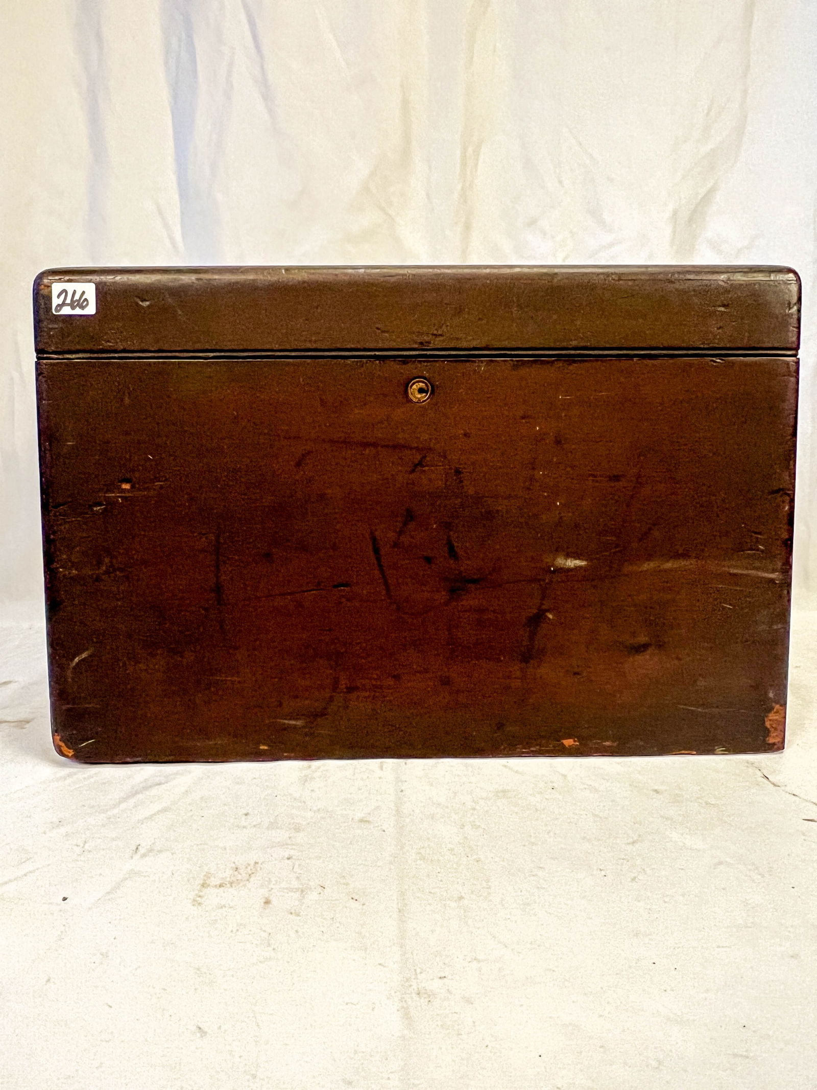 Large Mahogany Humidor with Porcelain Lining in Original Finish (1 of 5)