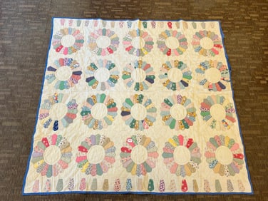 Dresden Plate Handmade Quilt