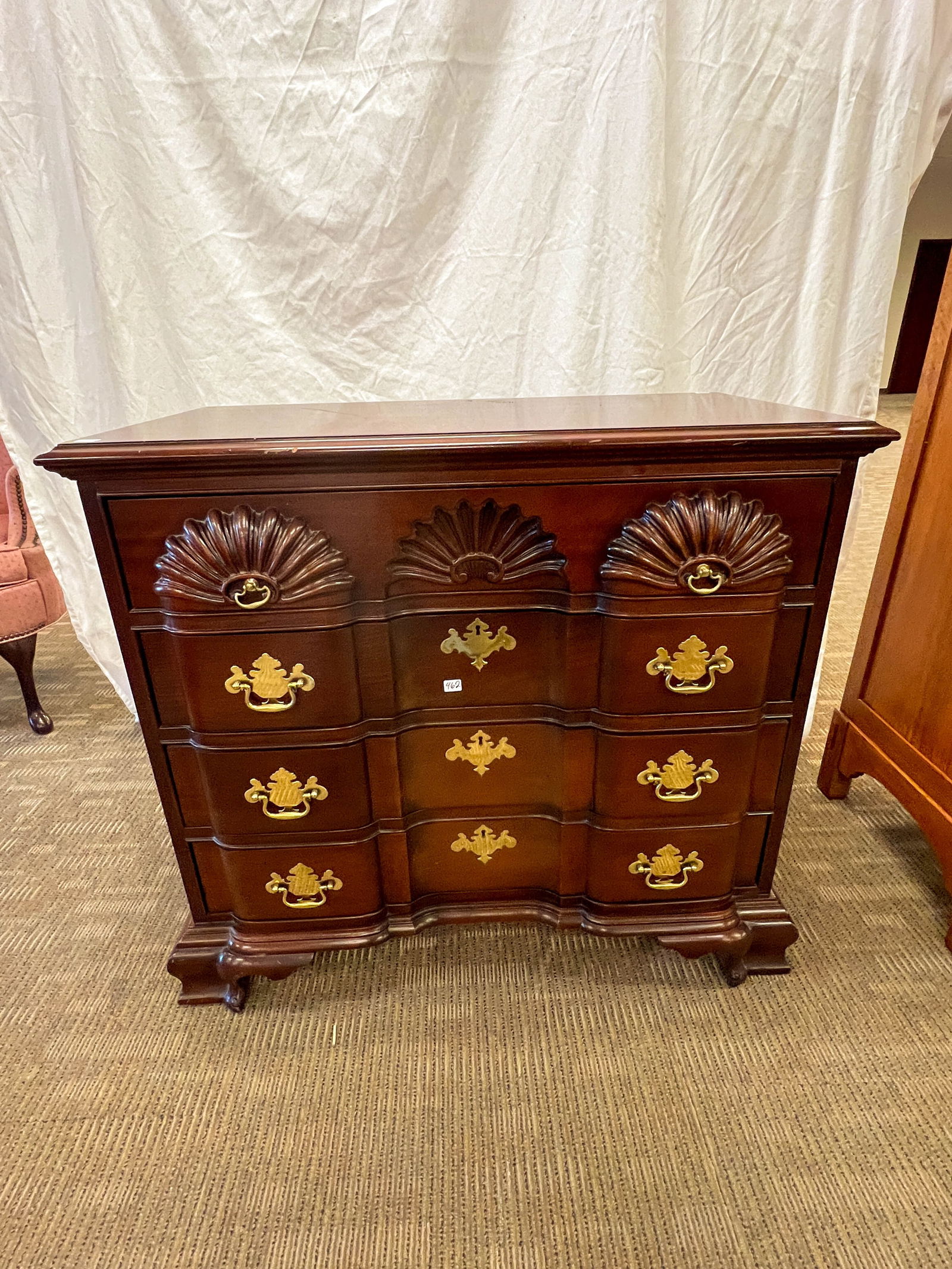 Mahogany Signed Link Taylor Shell Carved 4-Drawer Chippendale Chest Serpentine (1 of 4)