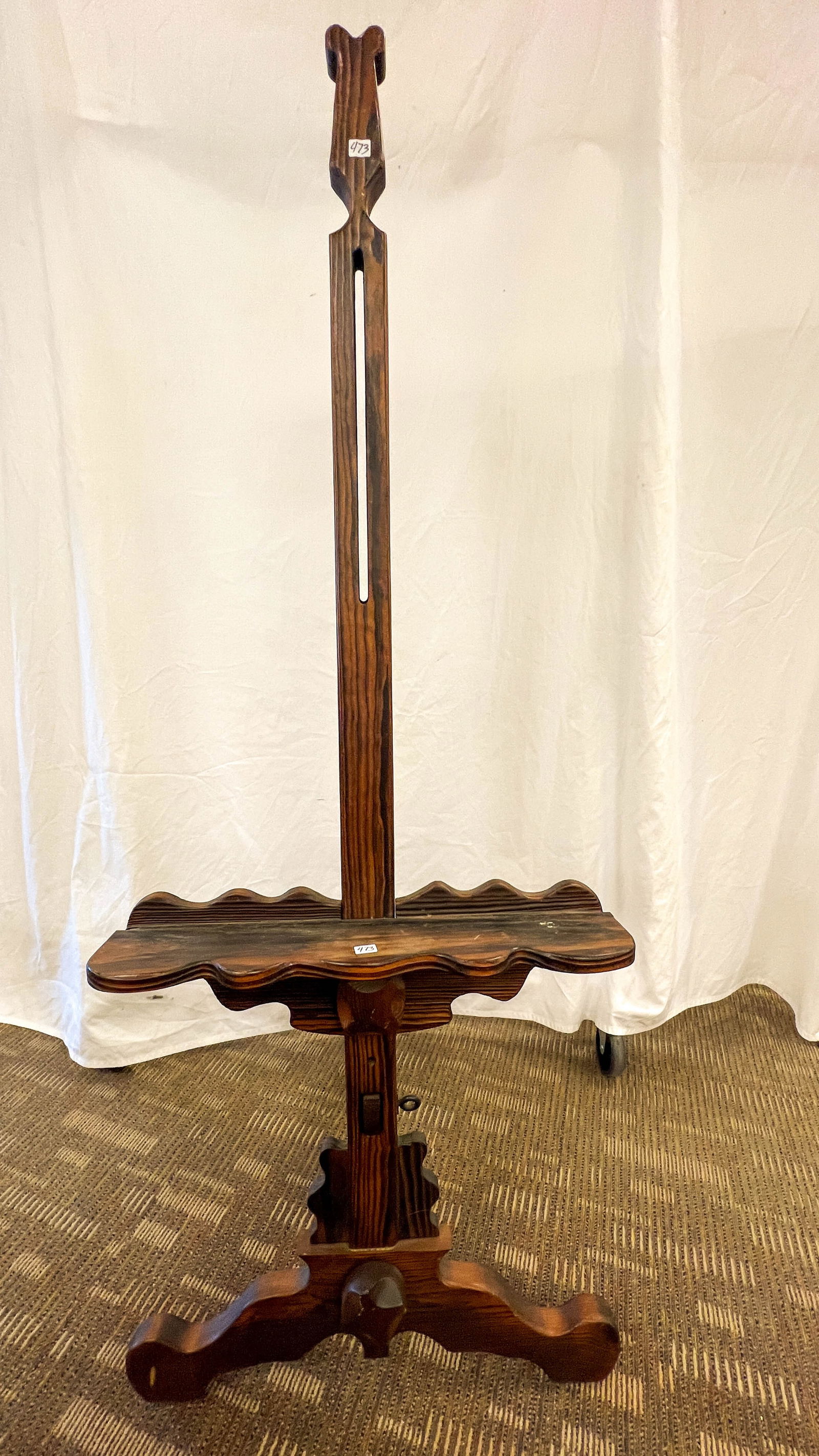 Smoked Pine Adjustable Easel (1 of 3)