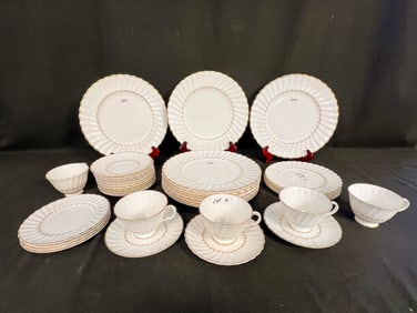 Royal Doulton, Adrian Partial China Set