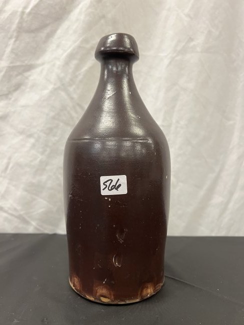 Turn of the Century Clay Beer Bottle, Possibly Herman Milwaukee Made: Turn of the century Clay beer bottle, possibly Herman Milwaukee made. Good condition measures 10"x4"