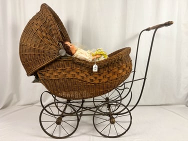 Antique Wicker Doll Carriage and 4 Dolls