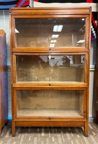 Oak 3 Tiered Lawyers Footed Bookcase. Glass Fronts.