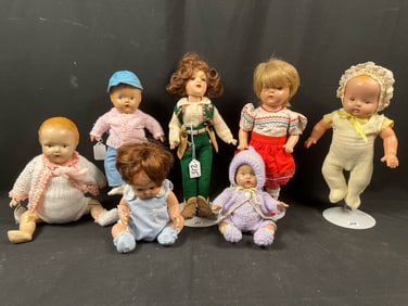 7 Small Composition Babies