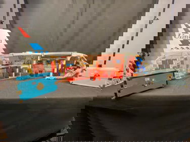 Barbie Friendship Plane and Trunks