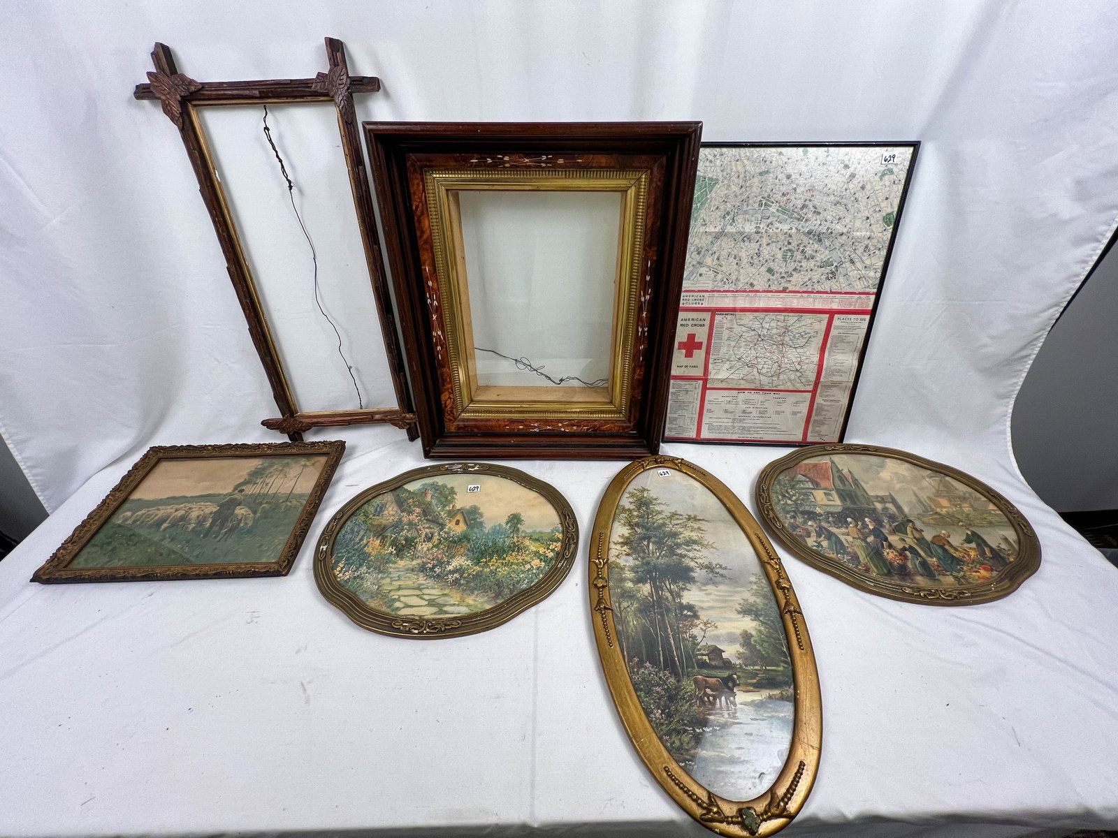 7 Pieces Vintage Art Items/Frames: 7 Pieces Vintage Art Items/Frames to include 5 framed pictures, 1 cottage frame and wood/gold leaf frame.