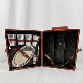 Vintage Travel Liquor Valet