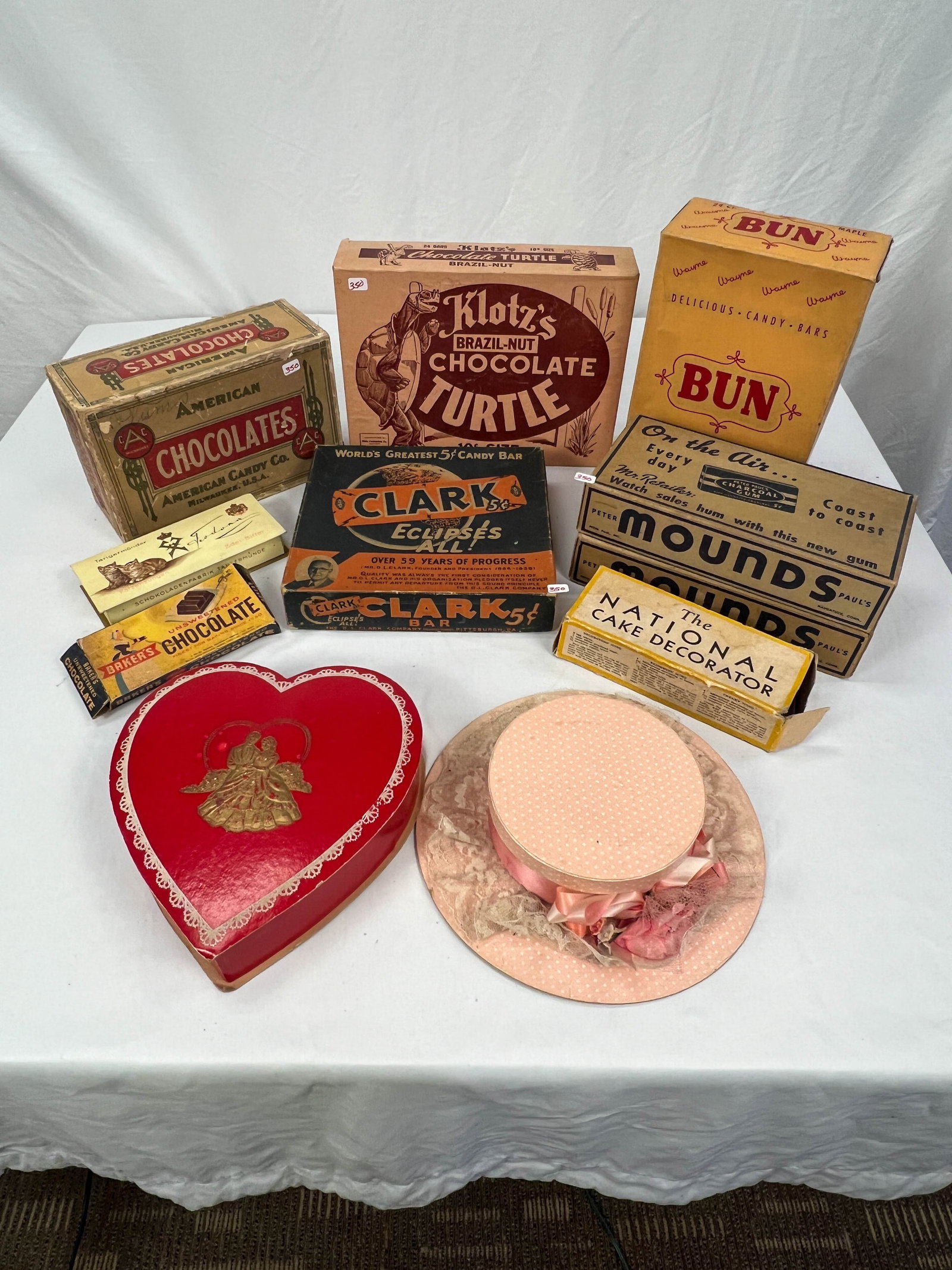 8 pc Vintage Candy Boxes (1 of 2)