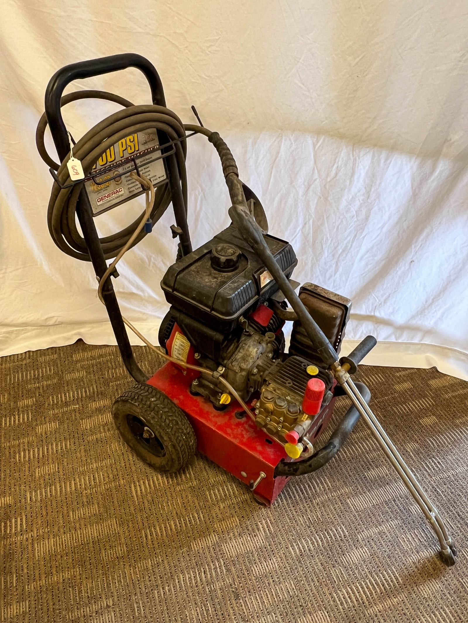 Generac 2700 PSI Pressure Washer, Used in Working Condition (1 of 3)