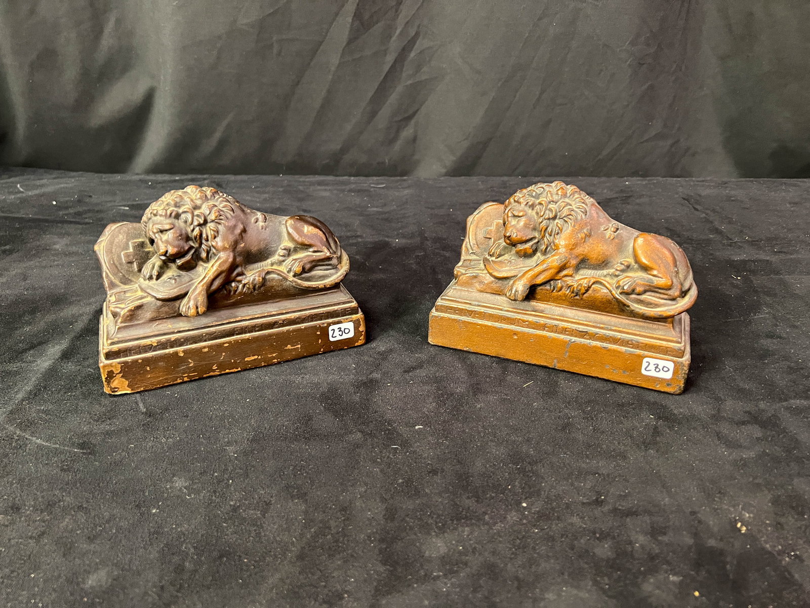 Bronze Clad Plaster Lion Bookends C.1900 (1 of 6)