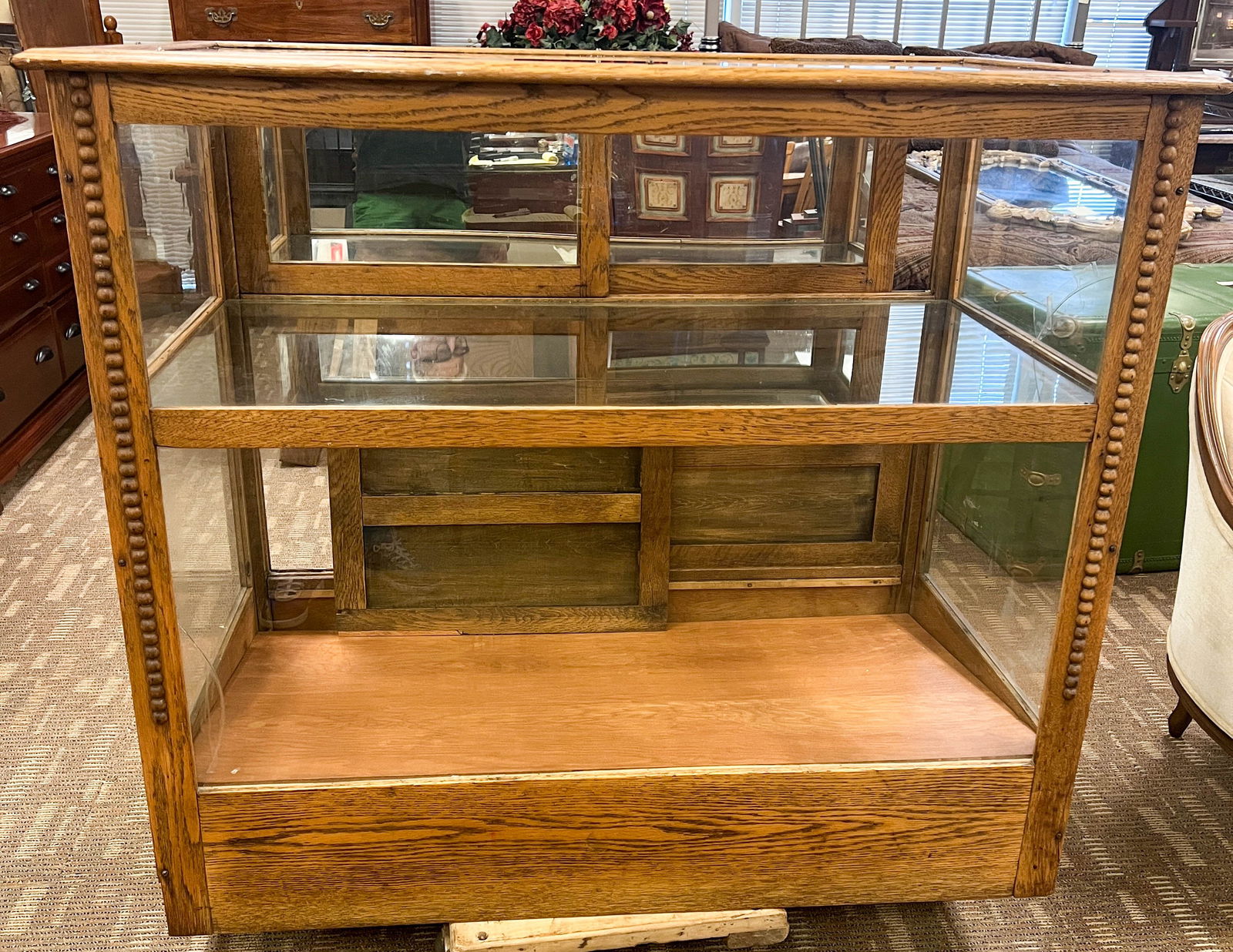 Antique Oak Cigar Case (Needs Restoration) (1 of 7)