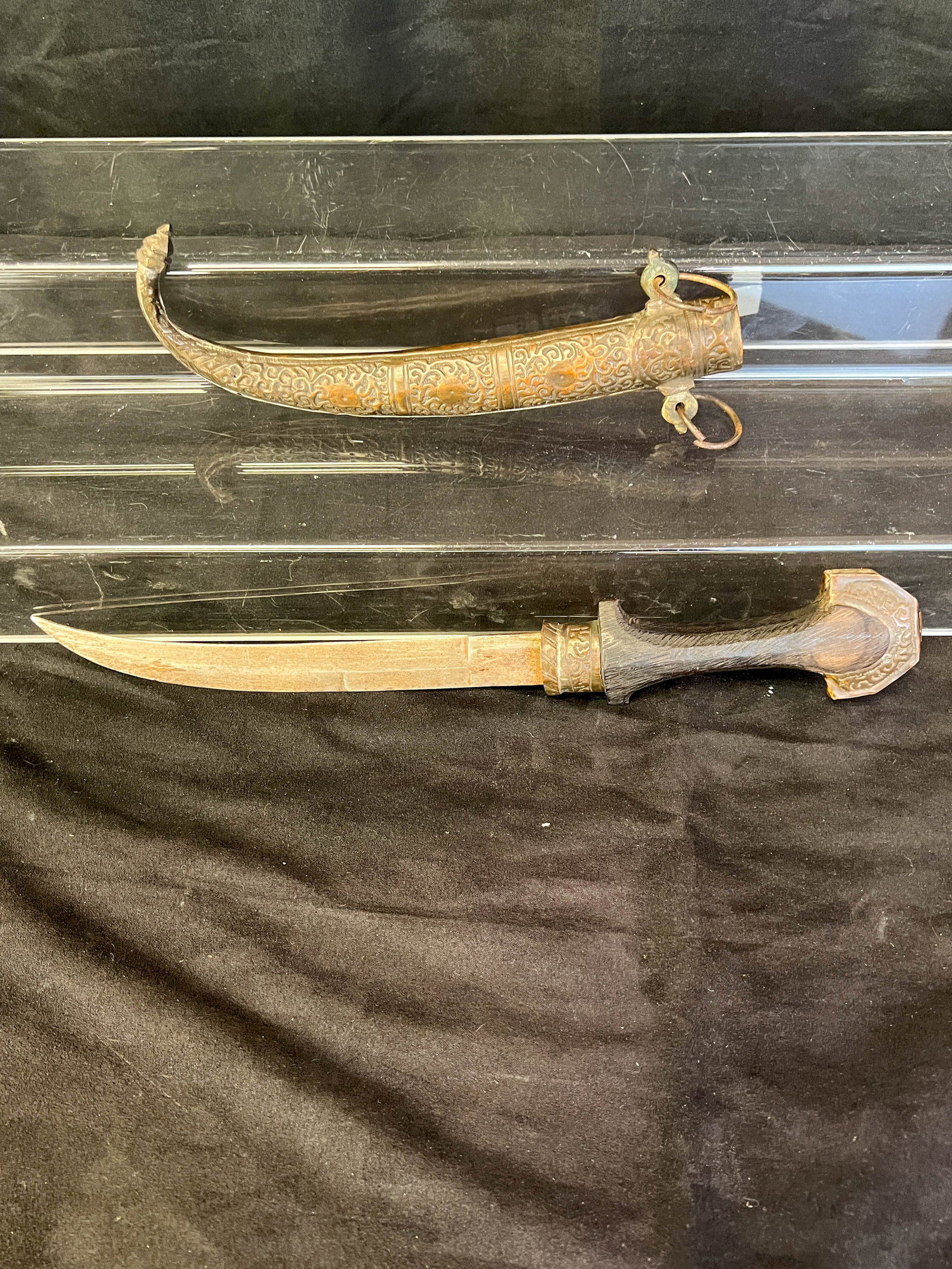 Early Persian Dagger with Stamped Metal Sheath (1 of 6)