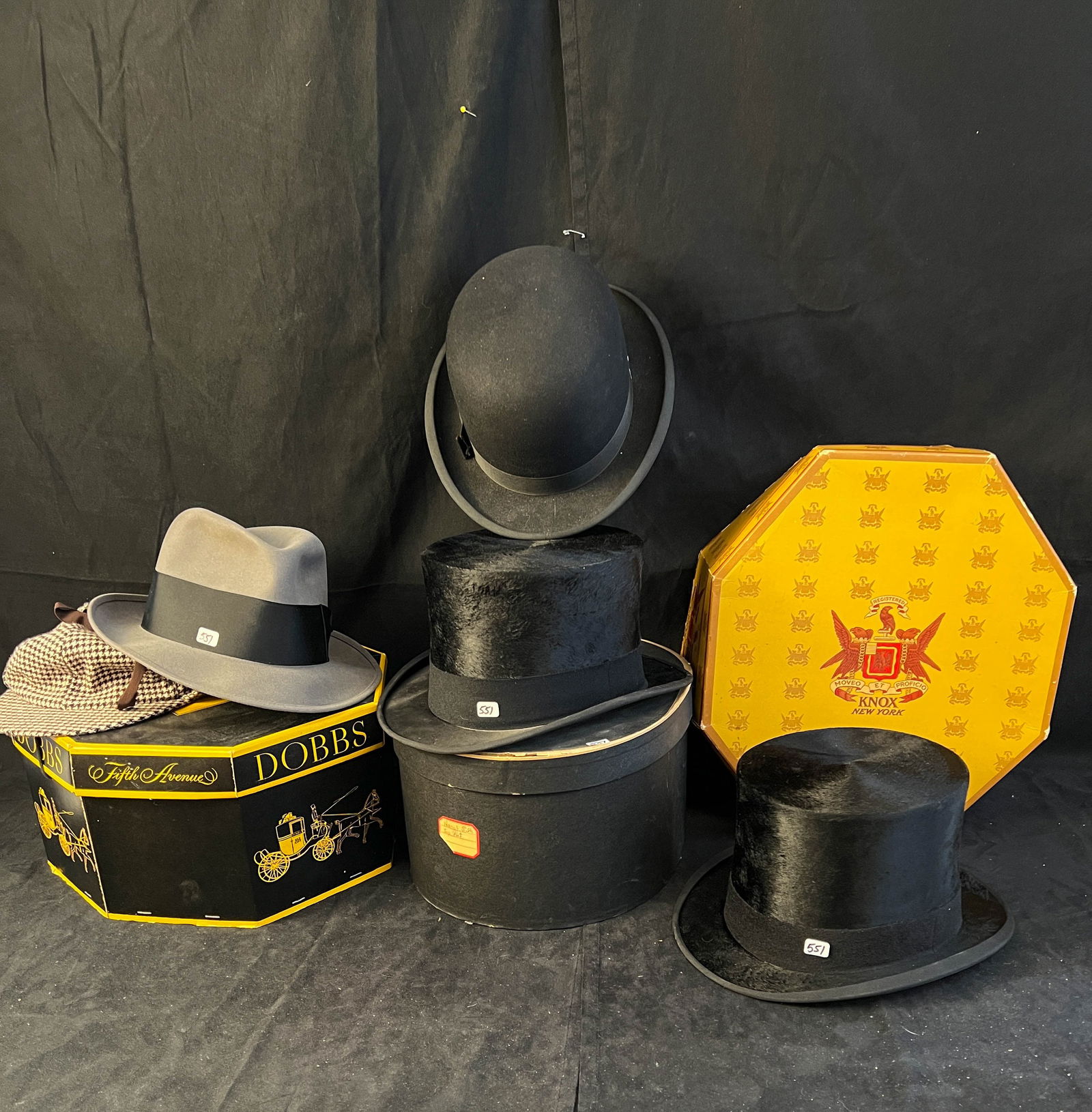 Top Hats and Bowler Hats in Original Boxes (1 of 16)