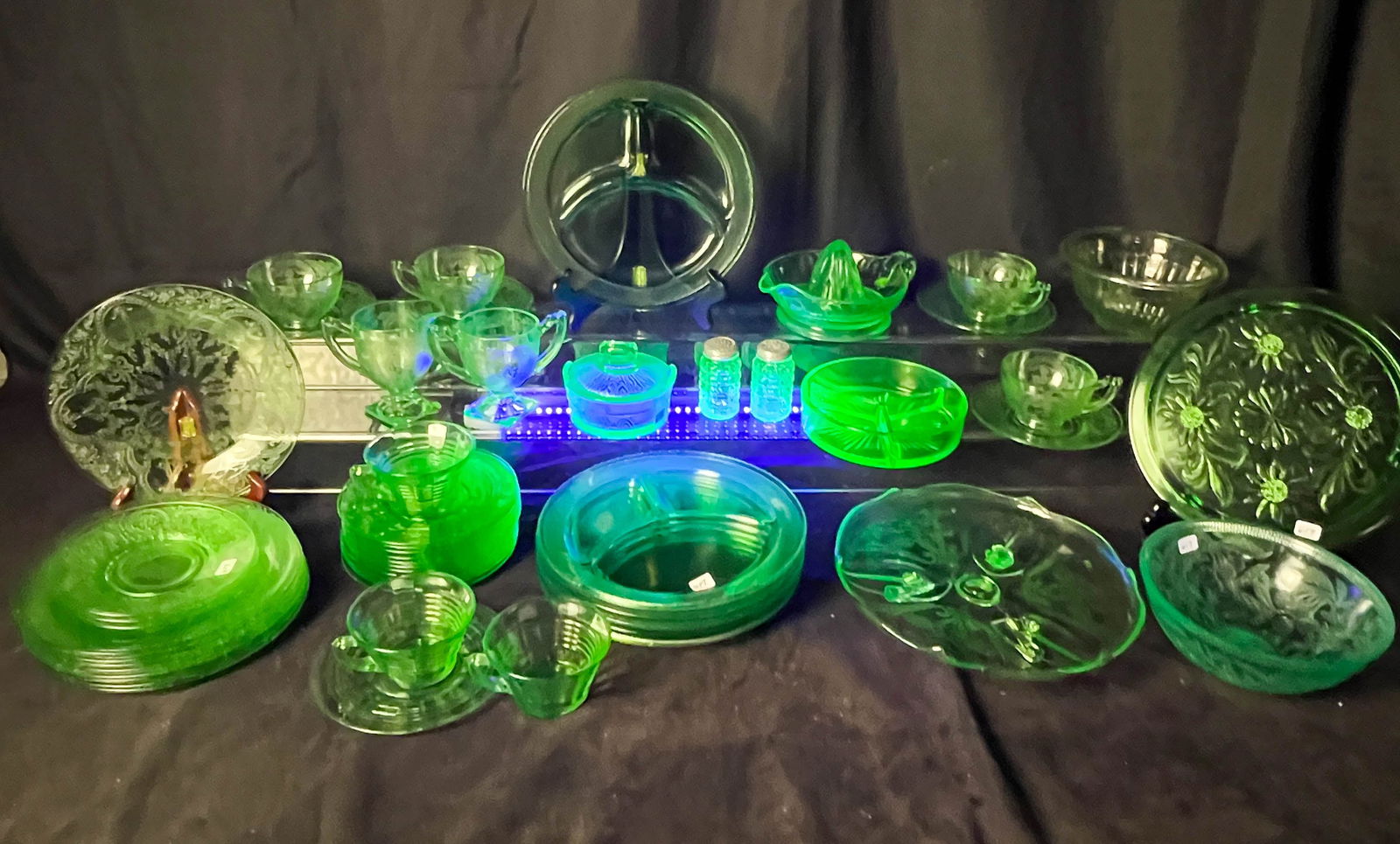 Huge Group of Uranium Glass 1930-40's (1 of 12)