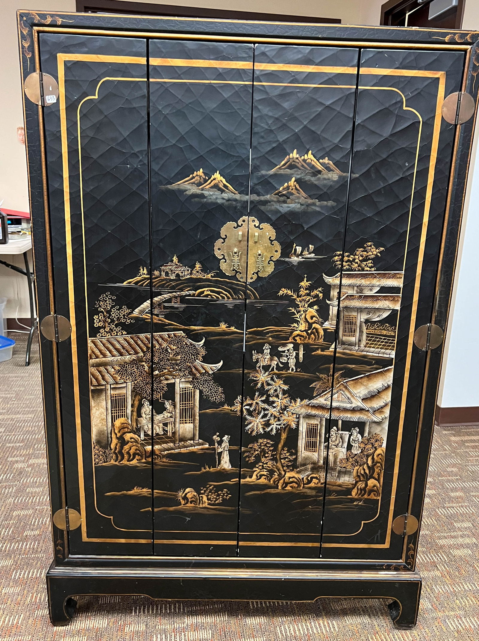 Laquered Double Door Entertainment Cabinet (1 of 7)