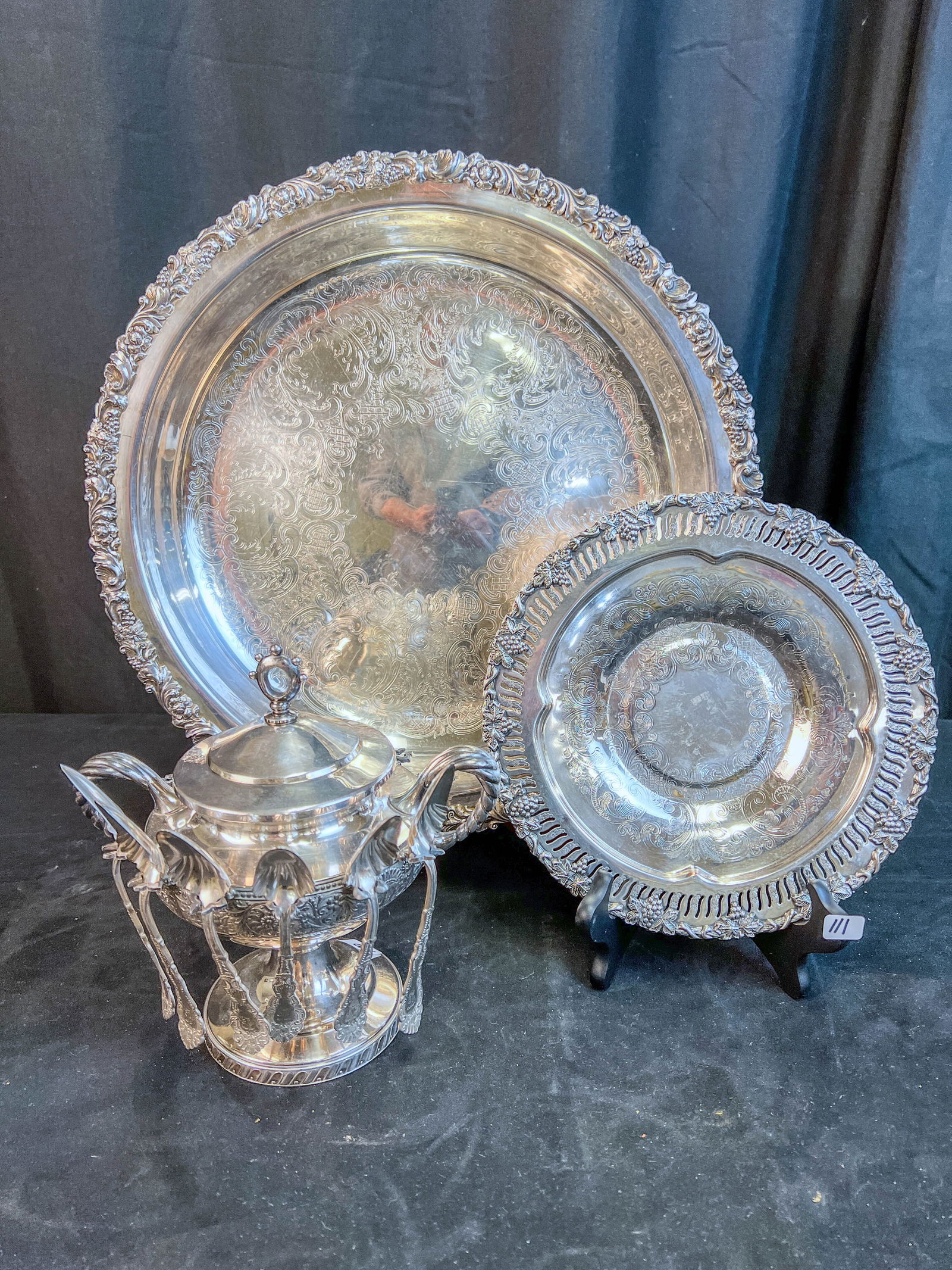 Victorian Spooner, Underplate, and Large Serving Bowl (1 of 13)