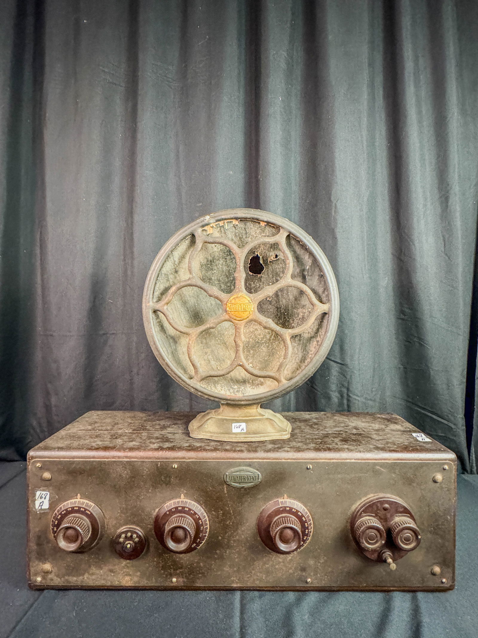 Atwater Kent Radio and Speaker c. 1925 Model 20 (1 of 6)