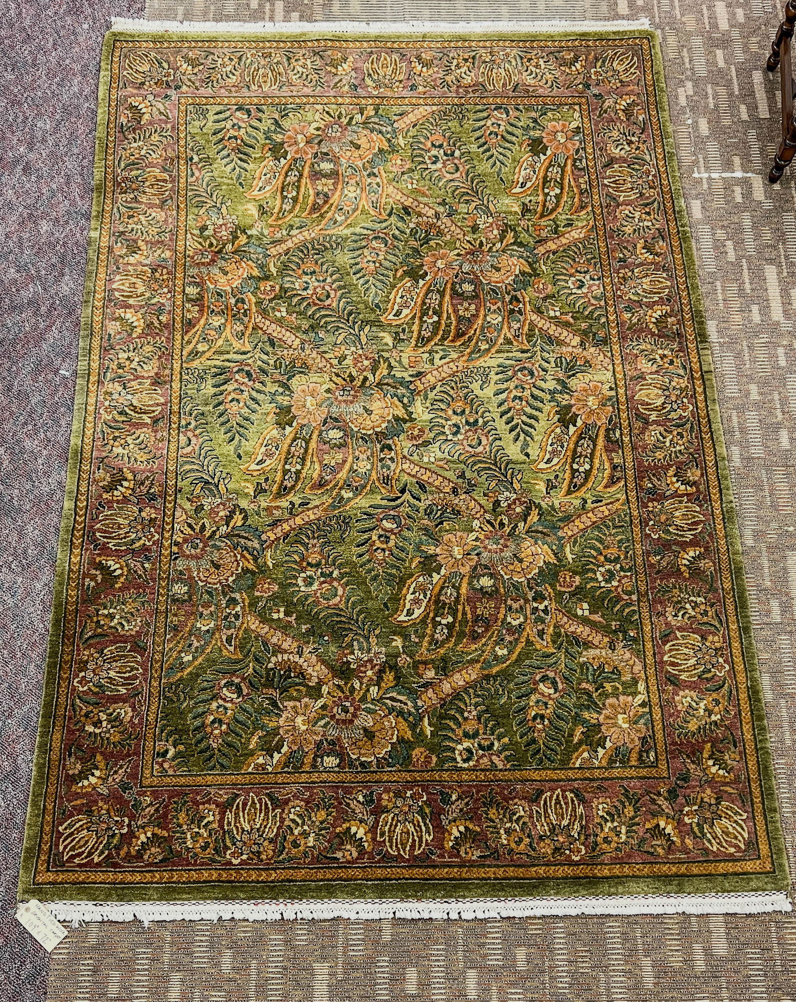 High Quality Hand Tied Wool Oriental Carpet (1 of 8)