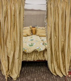 Lot of Silk Furnishings, 6 Panels Curtain, Comforters, Pillows