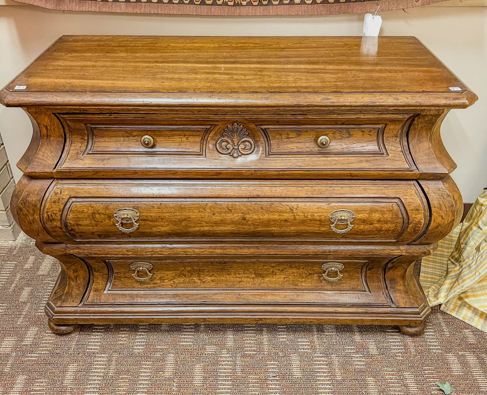 Henredon Heritage Oak 3 drawer Bombe Serpentine Chest (1 of 7)