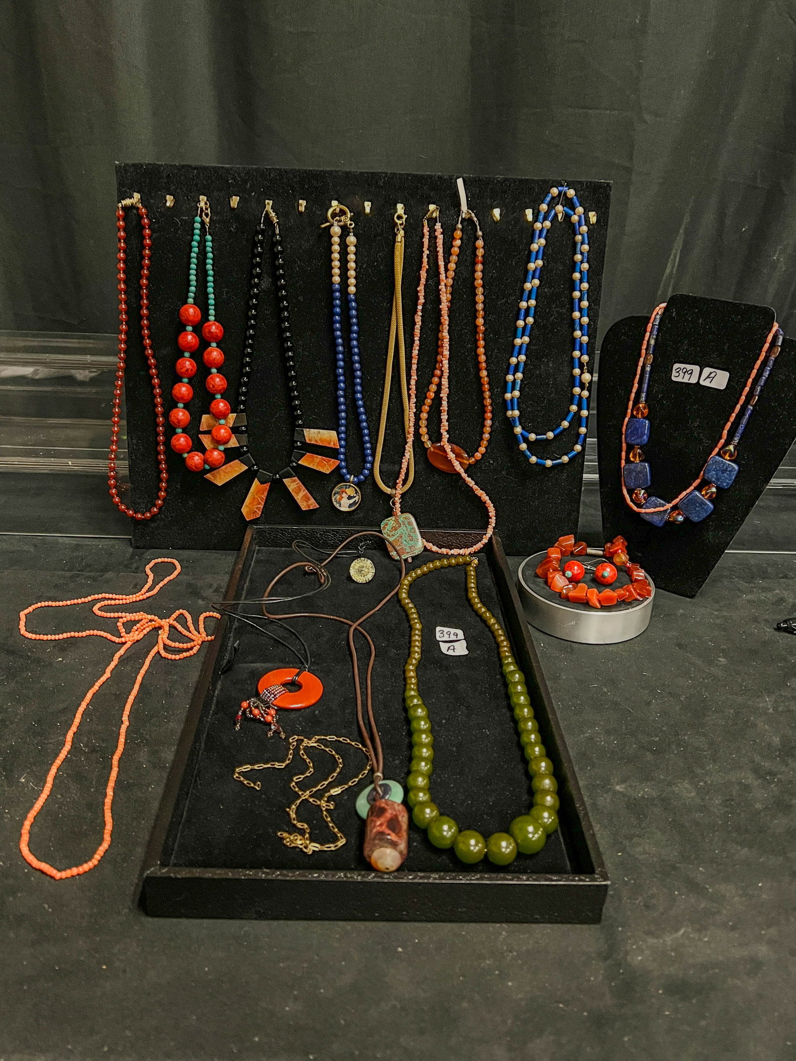Lot of Jade, Coral, Lapis, Amber and Other Necklaces: A lot of coral necklace, oriental jade, lapis necklace, lapis and pearl necklace, jet necklace, jade beads and loads more.