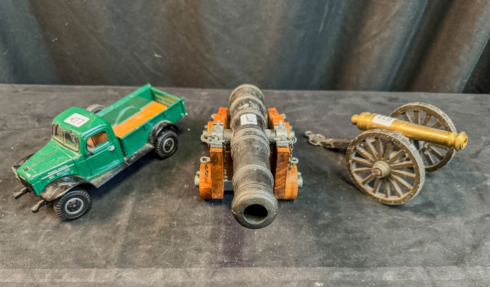 Working Toy Cannon, Decorative Toy Cannon and Truck (1 of 8)