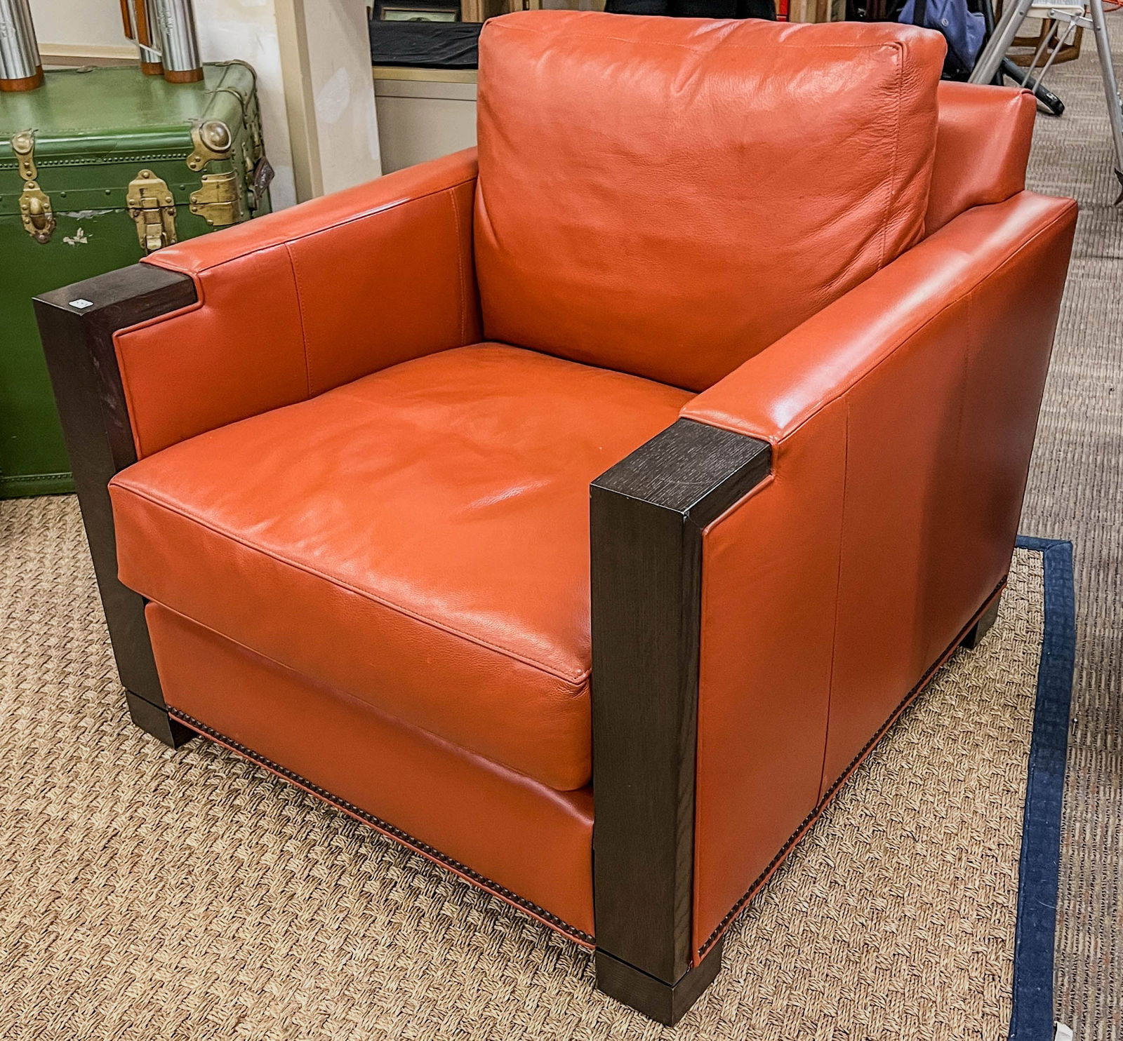 Vanguard Michael Weiss "Abingdon"  Leather Armchair (1 of 6)