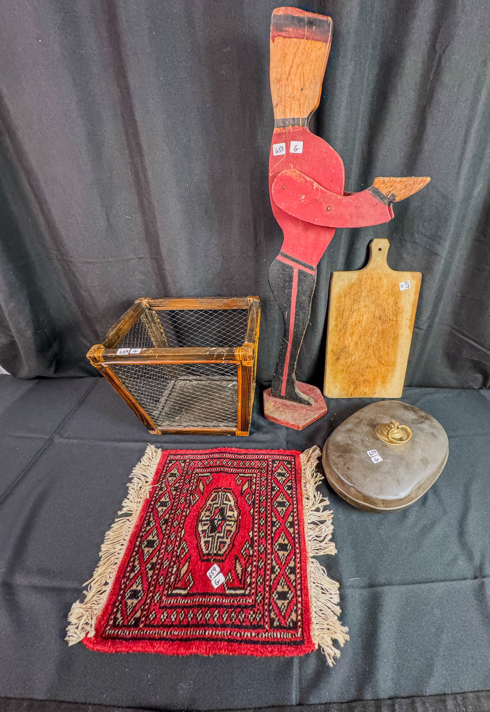 Silent Butler, Bed Warmer, Mini Prayer Rug, Plus more: Silent Butler, bed warmer, mini prayer rug, plus more