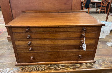 5 Drawer Mahogany Jewelers Case