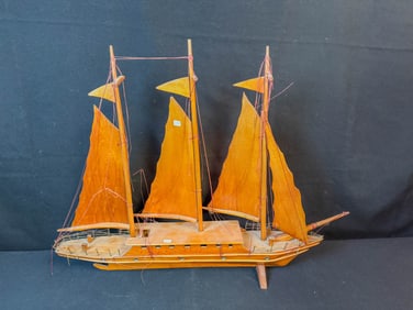 Wooden Caspe, Spain Souvenir Folk Art Boat