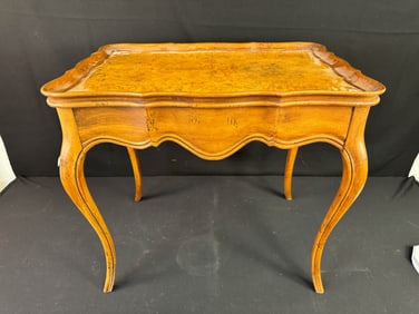 Baker Pie Crust Edge Single Drawer Table