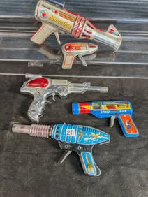 Group of 5 Vintage Ray Guns