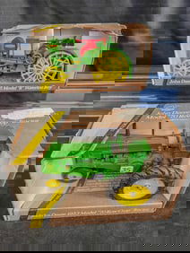 2 Ertl Metal  Die Cast Toy John Deere Tractors in original Boxes