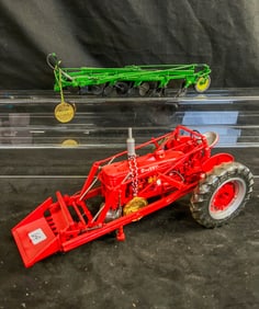 2 Ertl 1/16 Scale Pricision Classic Die Cast Metal Farm Toys< John Deere bottom mouldboard Plough ,