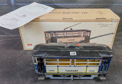 Paya TIn Litho Keywind Streetcar In Box